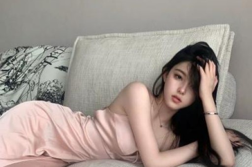 李荣浩公开讨伐不到48小时单依纯被扒底朝天 身体隐疾仅冰山一